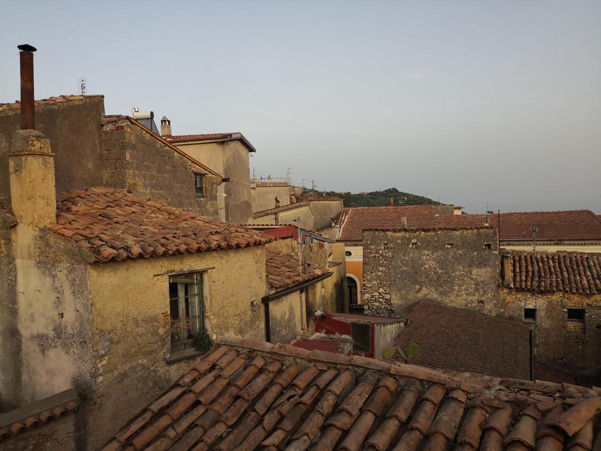 Casa Vacanze B&B Ondes 卡梅罗塔 外观 照片