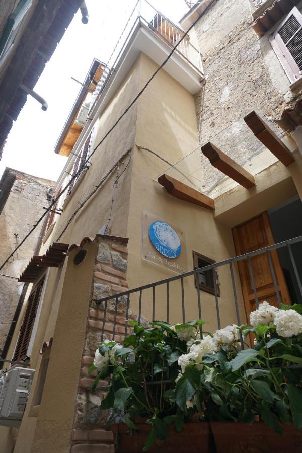 Casa Vacanze B&B Ondes 卡梅罗塔 外观 照片