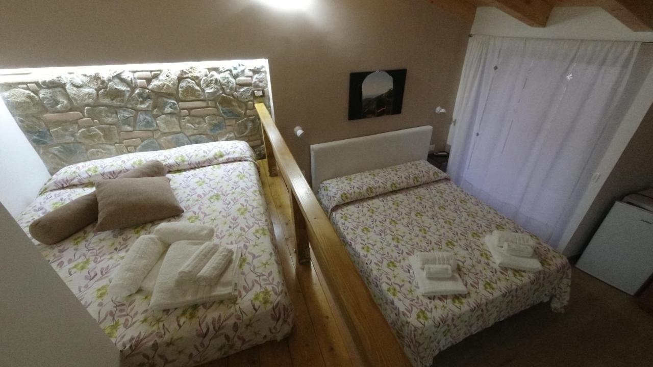 Casa Vacanze B&B Ondes 卡梅罗塔 外观 照片