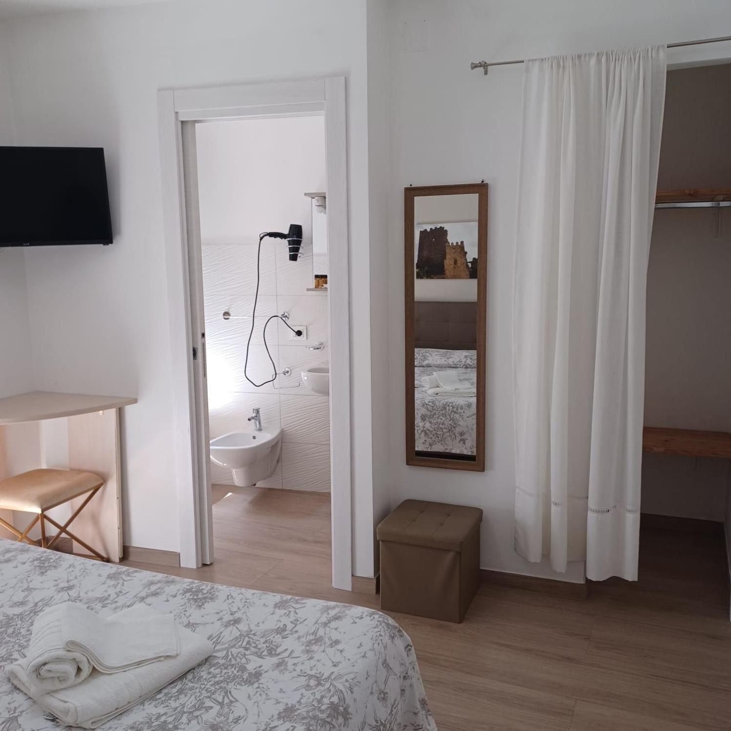 Casa Vacanze B&B Ondes 卡梅罗塔 外观 照片
